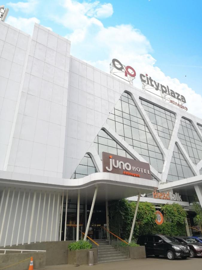 Juno Jatinegara Jakarta Exterior foto