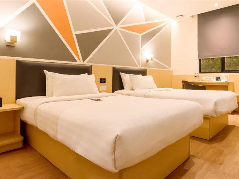 Juno Jatinegara Jakarta Exterior foto