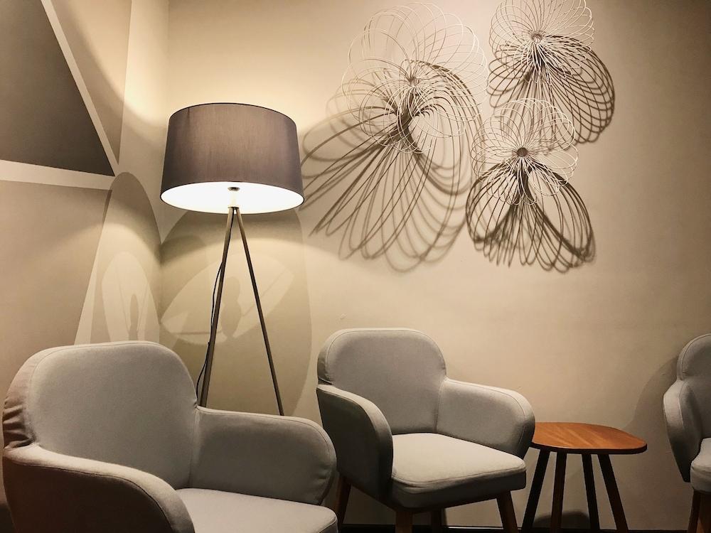 Juno Jatinegara Jakarta Exterior foto